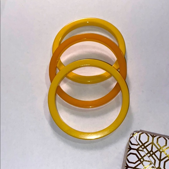 Vintage 1970s Lucite Bangles - Picture 1 of 3